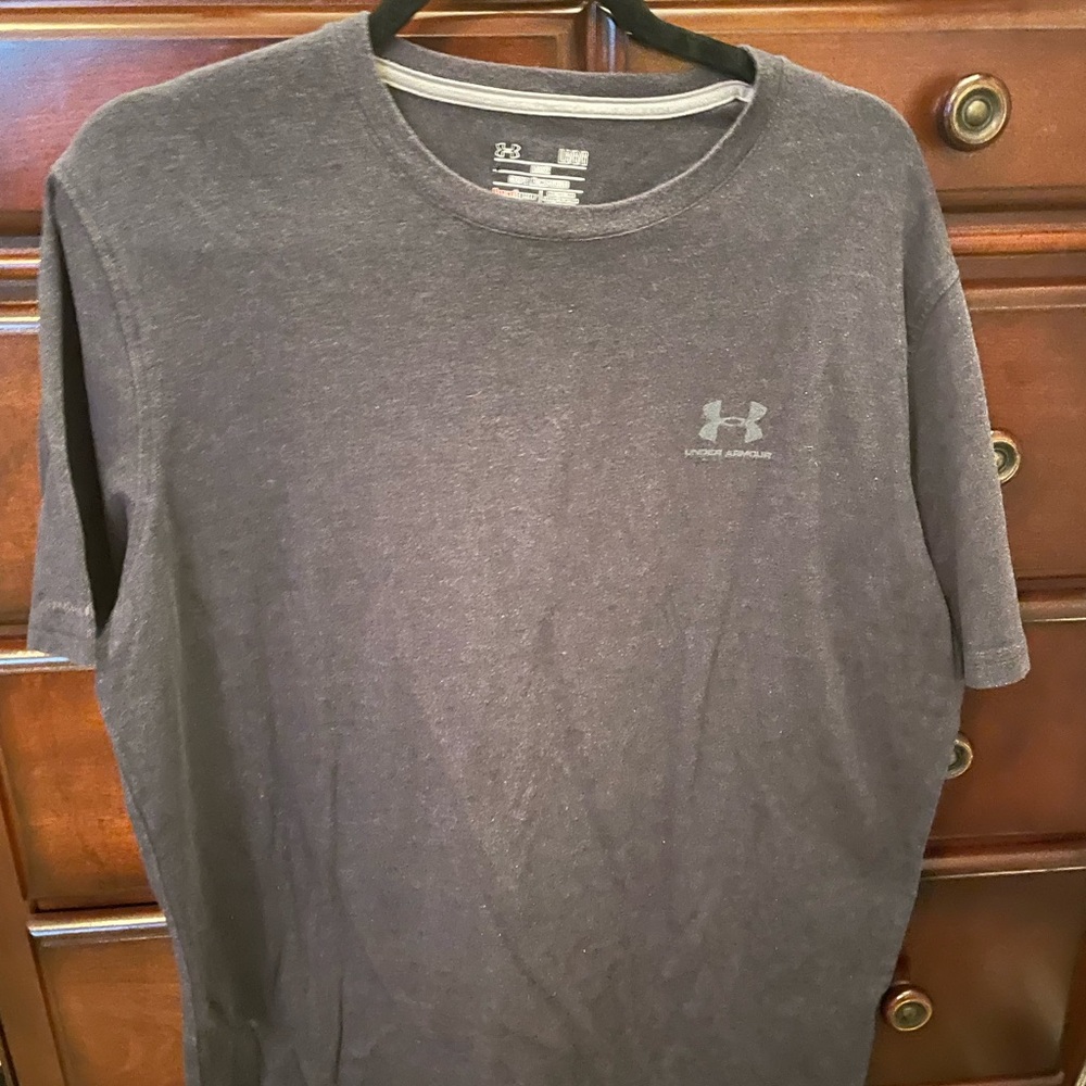 Under Armor heat gear Shirt L